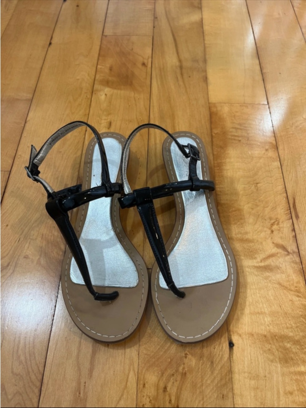 Boutique 9 Black T-Strap Sandals with Tan Footbed